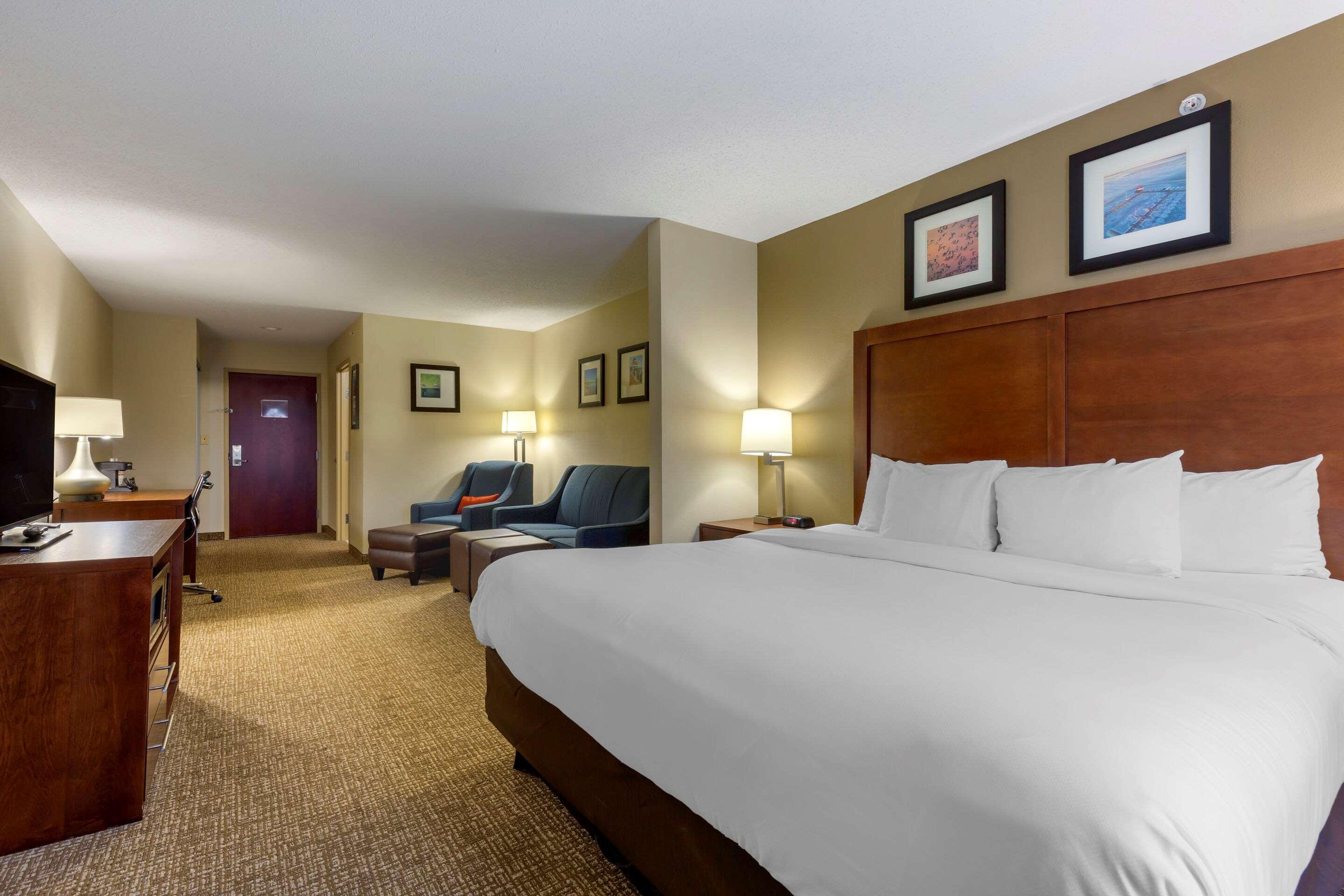 Hotel Comfort &