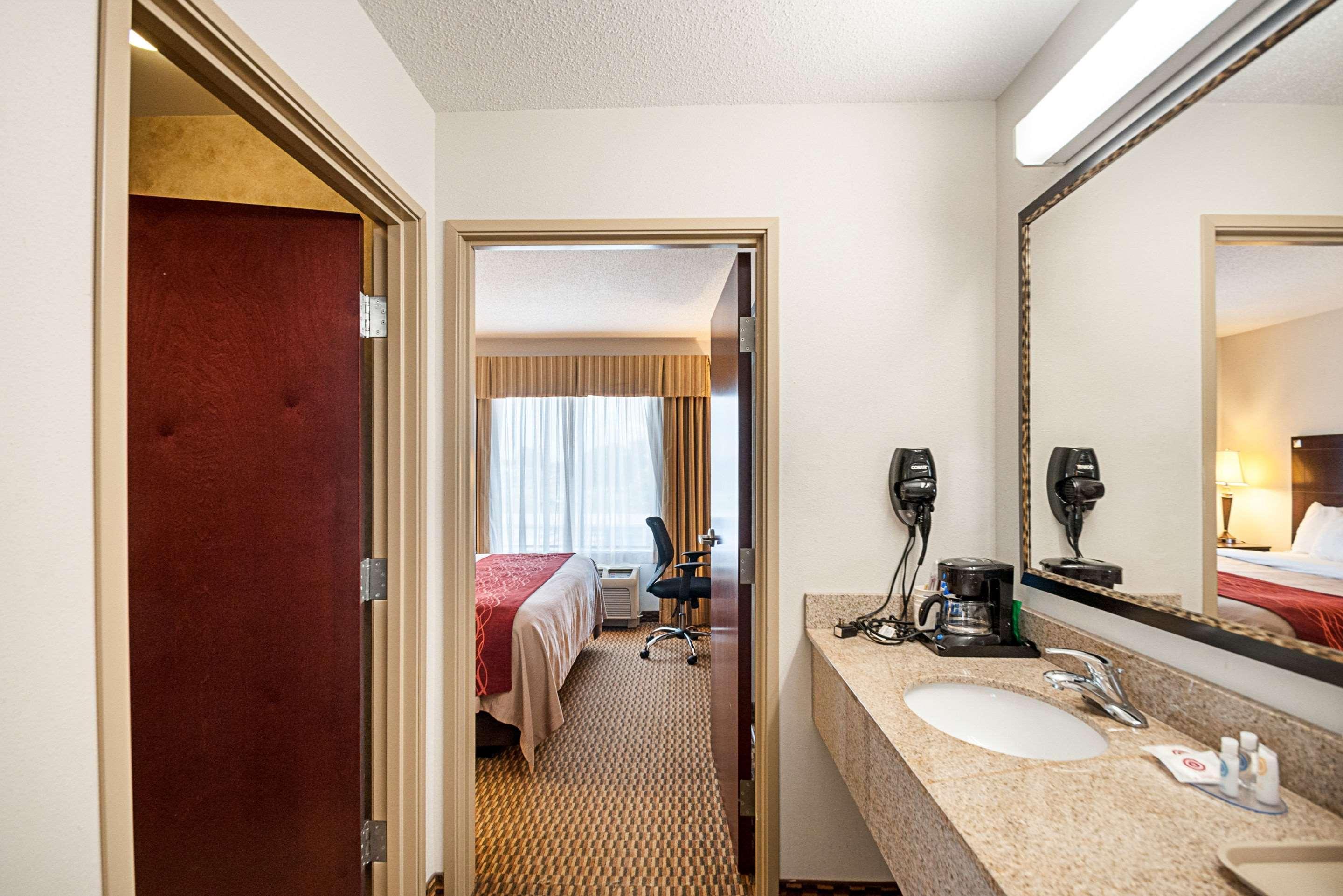 Hotel Comfort &